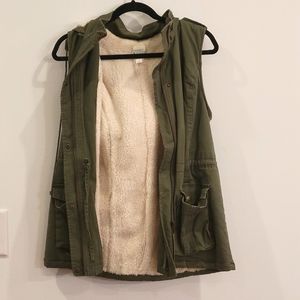 Green jean vest with wool lining